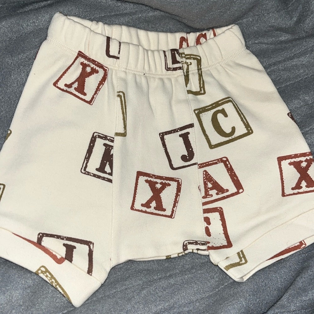 Alphabet Kate Quinn Shorts Organic Cotton 3-6 month